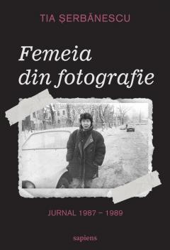 Femeia din fotografie