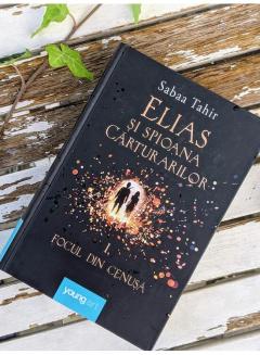 Elias si spioana Carturarilor -  Focul din cenusa