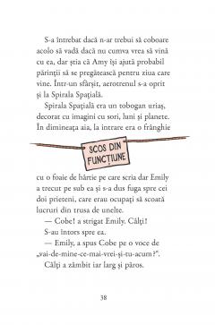 Emily si Balciul din Luna