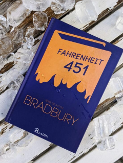 Fahrenheit 451