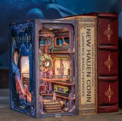 Puzzle 3D 224 piese - Cotor de carte The Eye of Old God