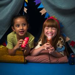 Lanterna - Kidoki Squeeze Flashlight (mai multe modele - pret pe bucata)