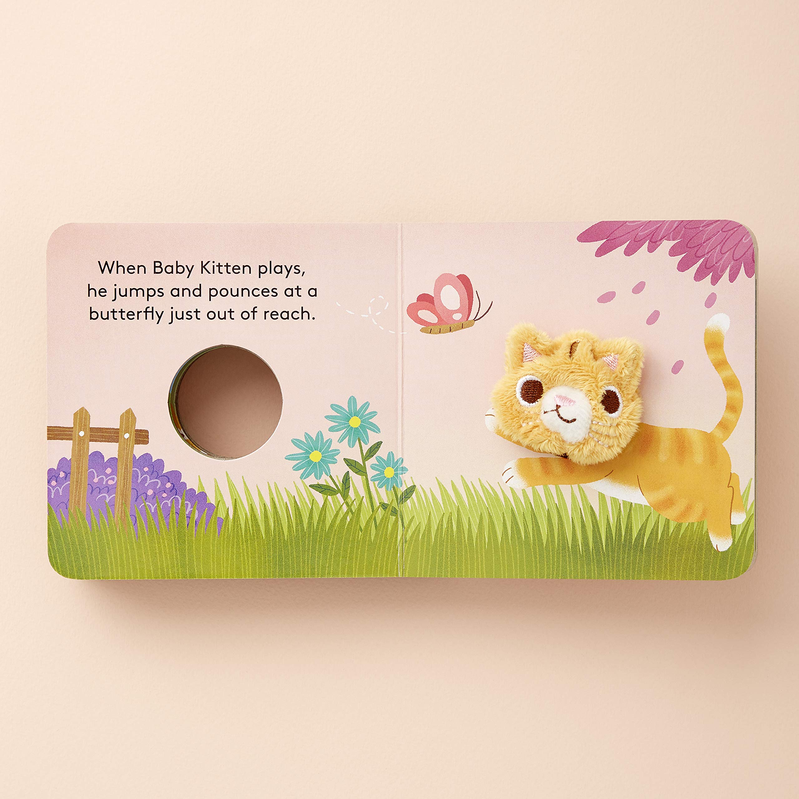 Baby Kitten Finger Puppet Book YuHsuan Huang